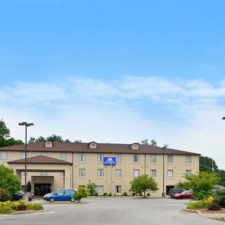 Americas Best Value Inn Louisville Bagian luar foto