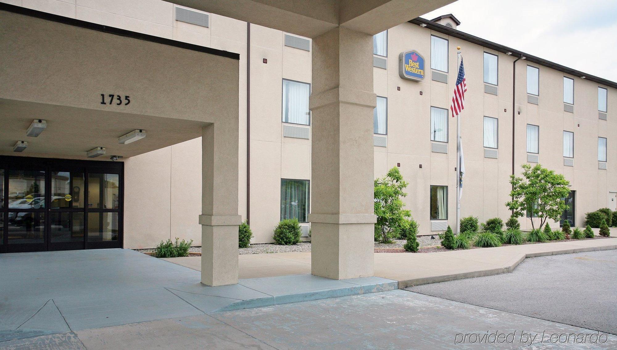 Americas Best Value Inn Louisville Bagian luar foto
