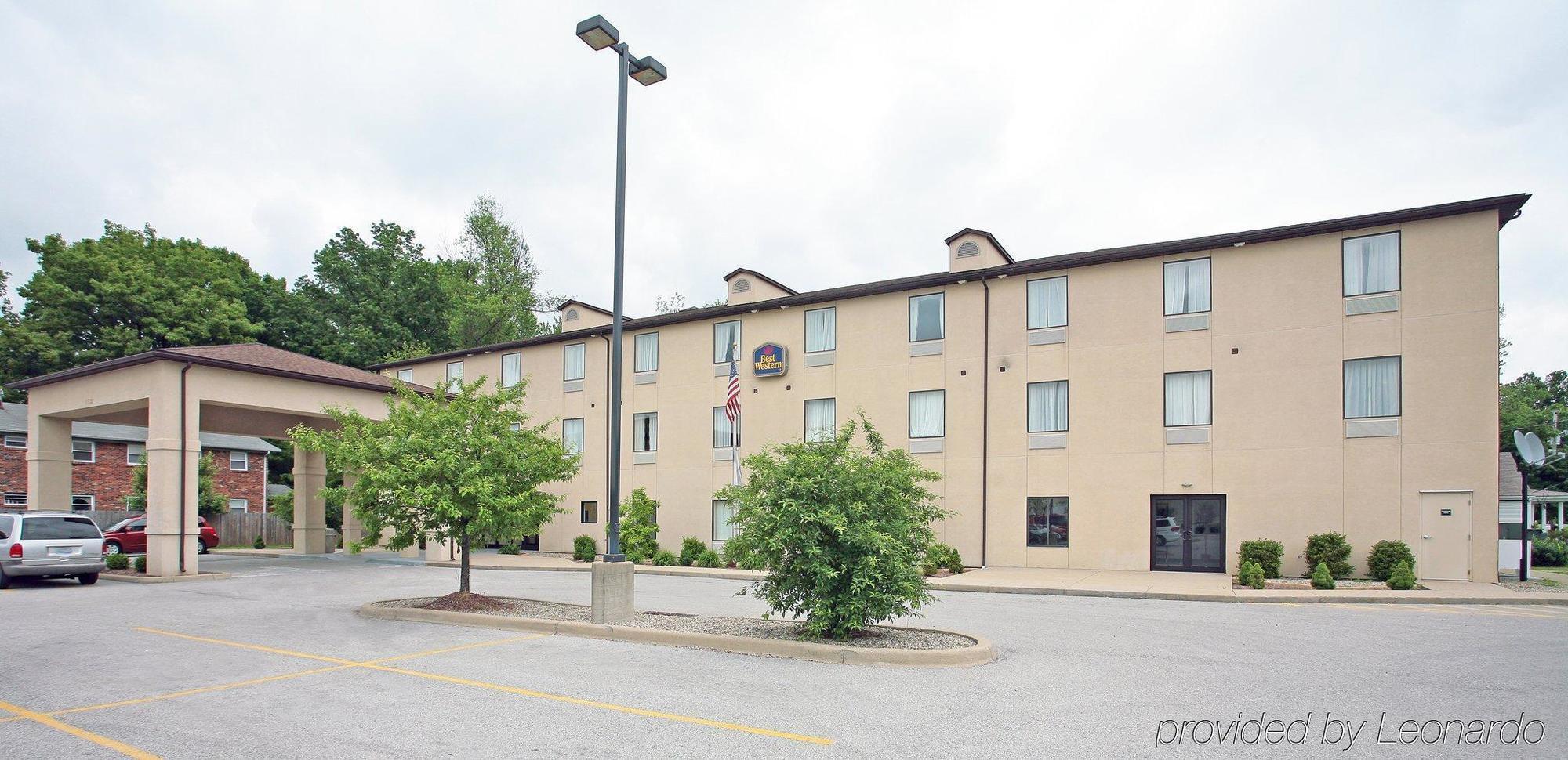 Americas Best Value Inn Louisville Bagian luar foto